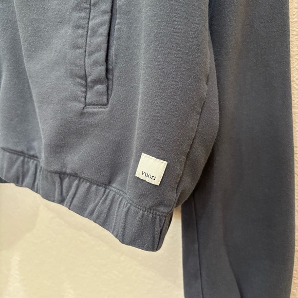 Vuori Women's Laguna Full Zip Hoodie in Dark Gray - Picture 3 of 9